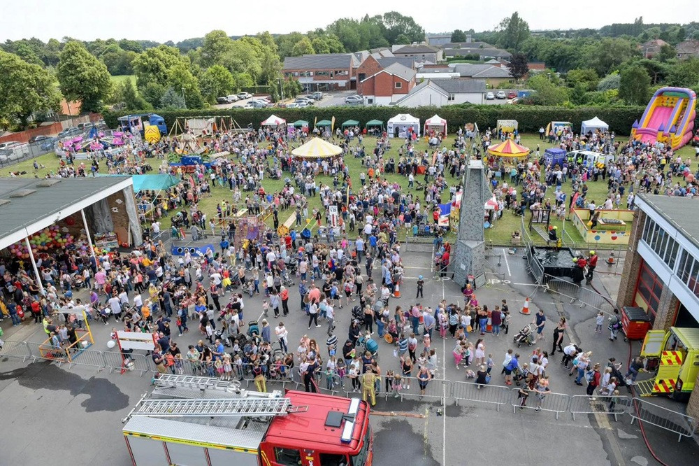 Peaks Lane Firefighters Fete 2025